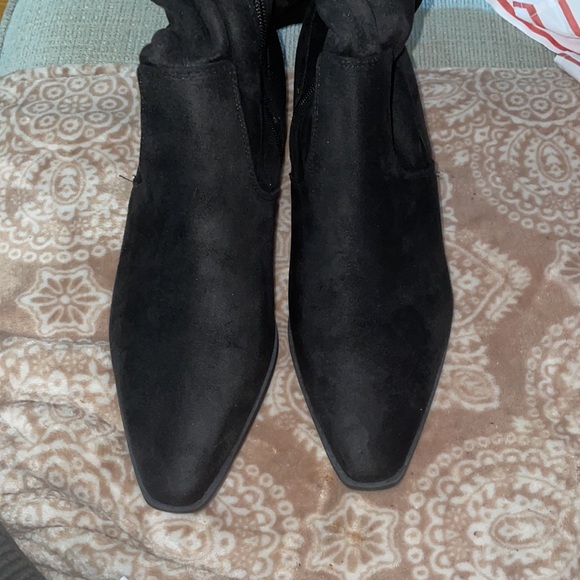 Faux Suede Over the Knee Low Block Heel Boots - Picture 4 of 5